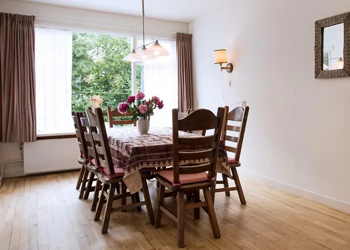 Egmond-vakantiewoningen 度假居 *